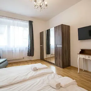  Hotel apartamentowy Minihotel Austria