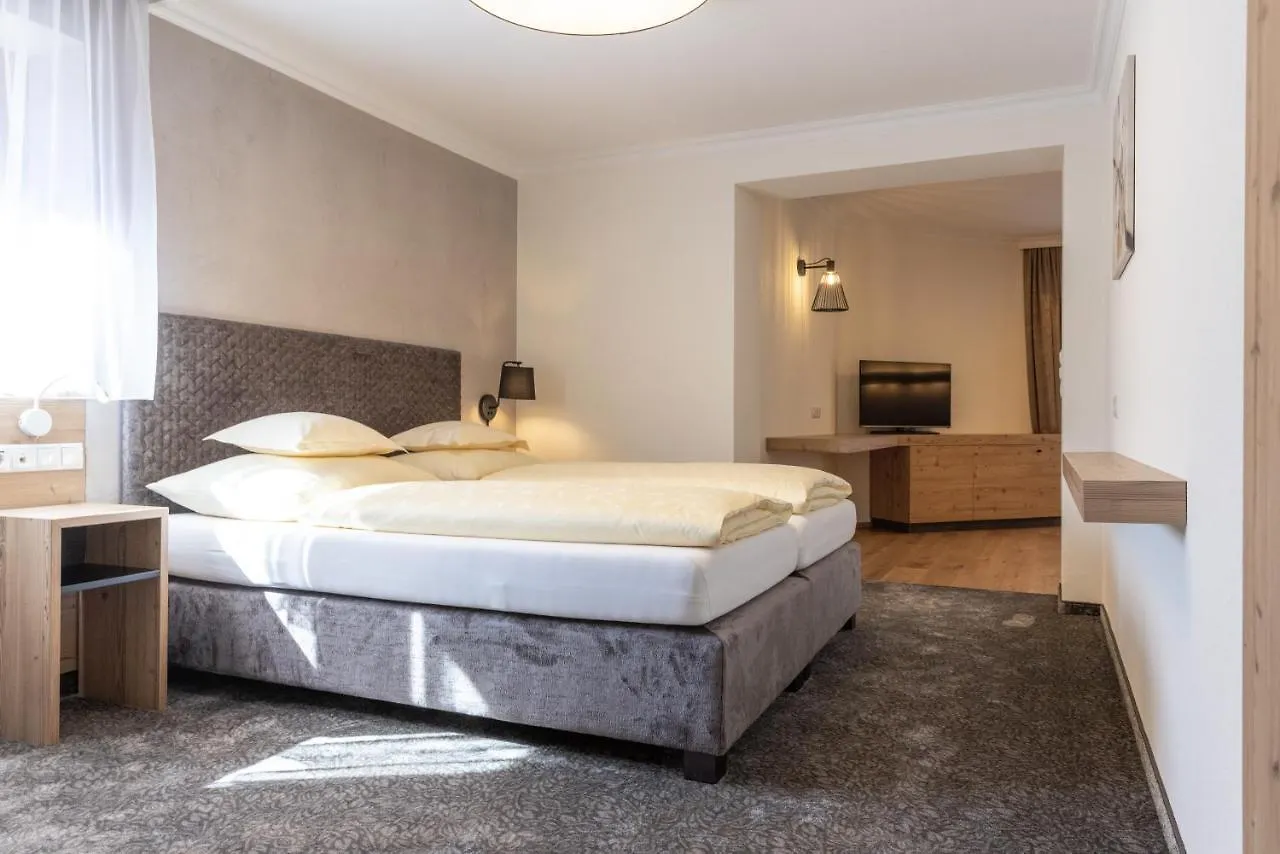 Stefan Hotel Sölden 4*,